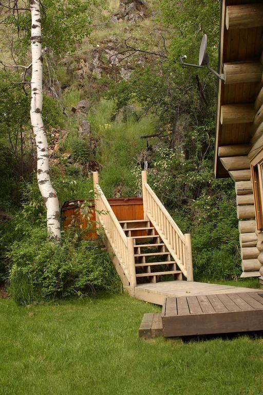 Rye Creek Lodge Darby Exterior photo