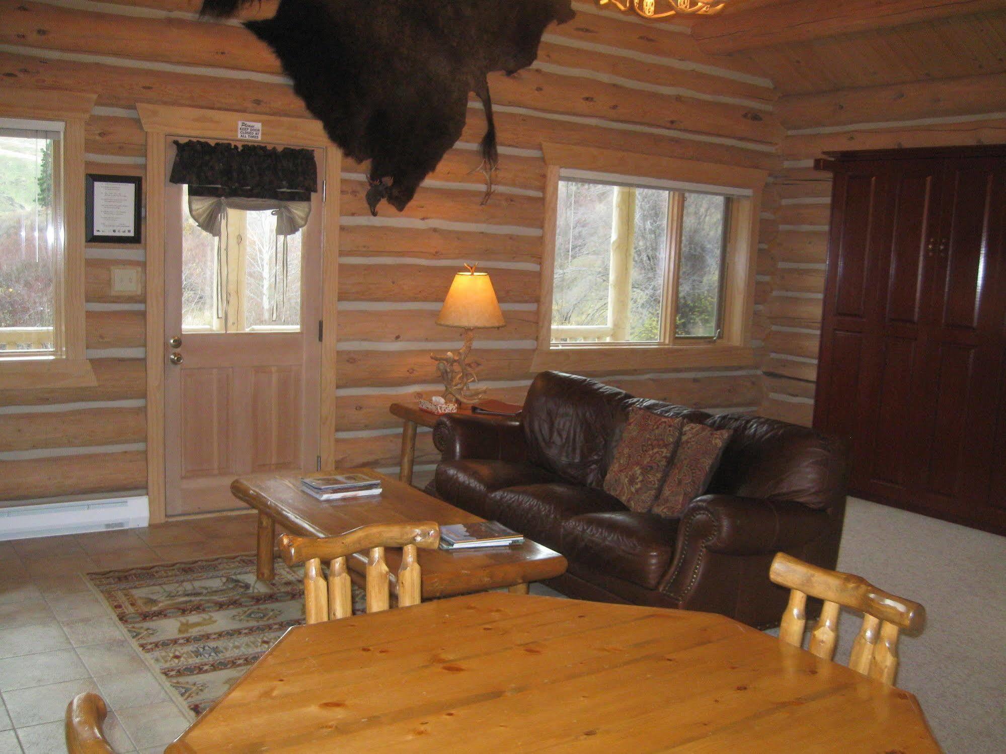 Rye Creek Lodge Darby Exterior photo